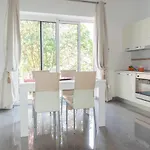 Palazzo Leo Suite And Apartment